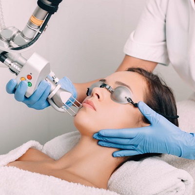 Will I peel after Fractional CO2 laser treatment?